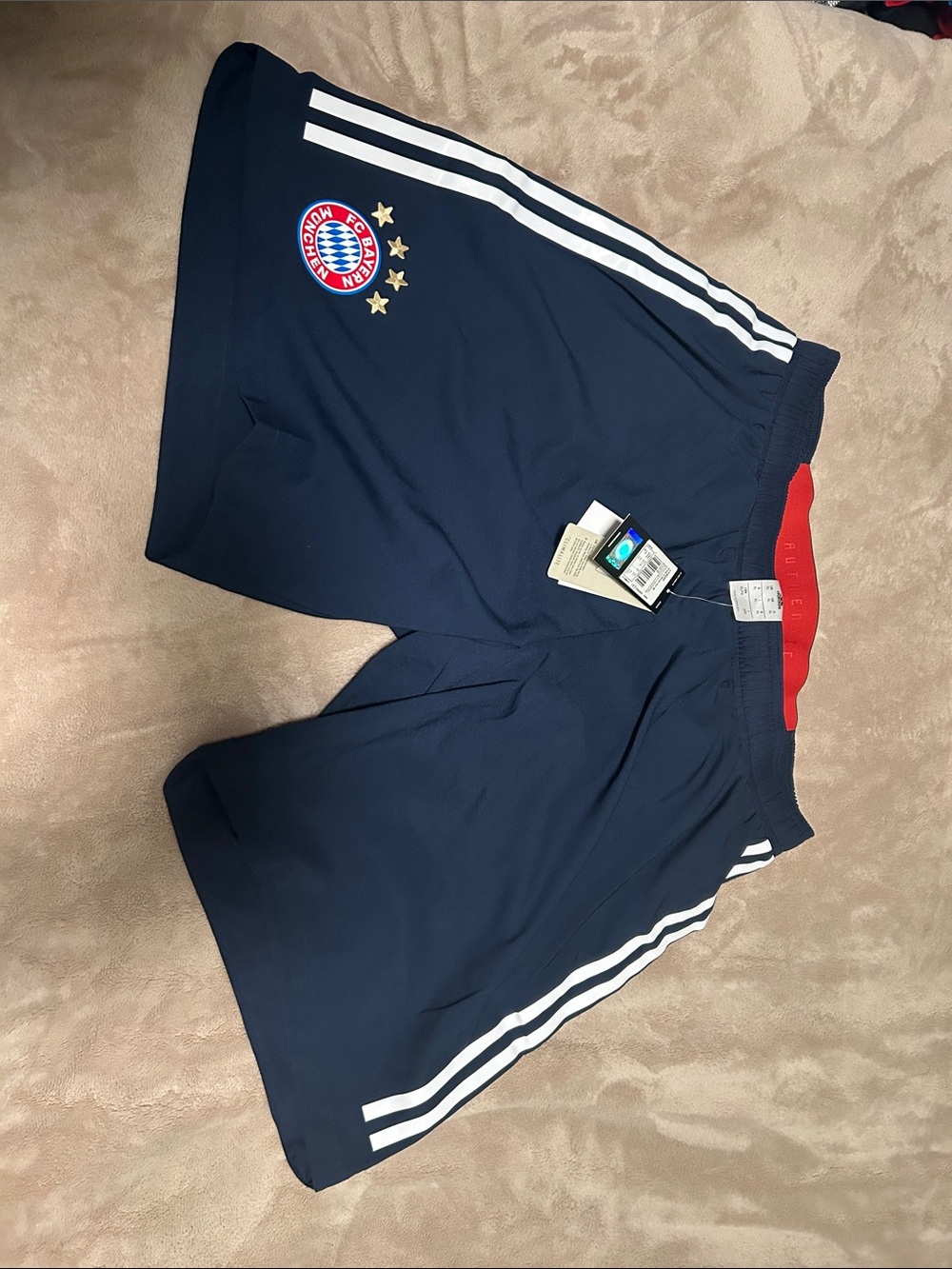 FC Bayern Munchen 2017-18 Home Shorts Authentic Climalite Size XL NWT